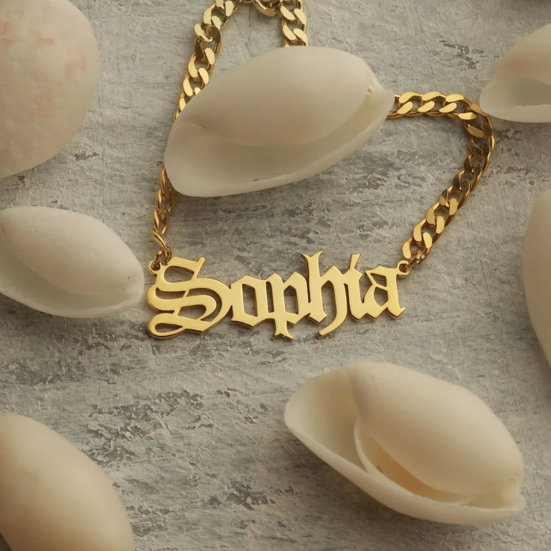 Old English Nameplate Necklace - Image 6